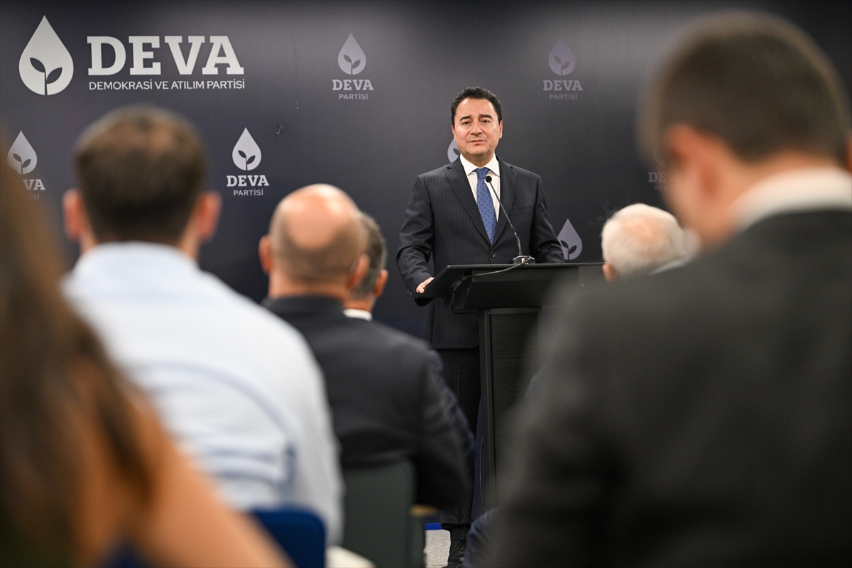 ANKARA (AA) – Yeniden Refah Partisi Genel Başkanı Fatih Erbakan,