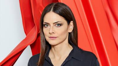 İSTANBUL (AA) – İran asıllı, Almanya doğumlu sanatçı Bettina Pousttchi’nin