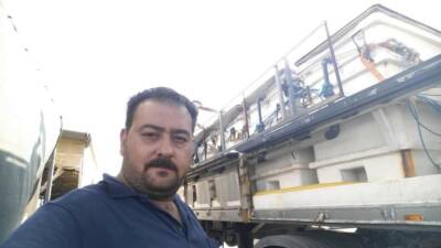 Yunanistan açıklarında 18 Şubat 2022 Cuma günü yanan İtalya bandıralı