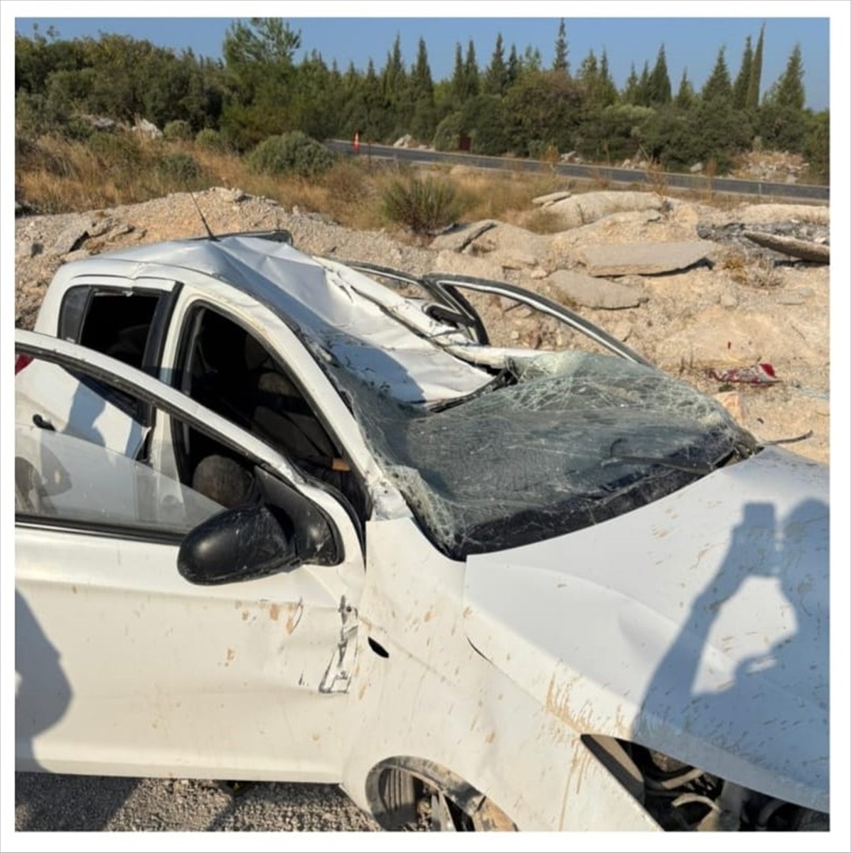 MUĞLA (AA) – Muğla’nın Menteşe ilçesinde takla atan otomobilin sürücüsü