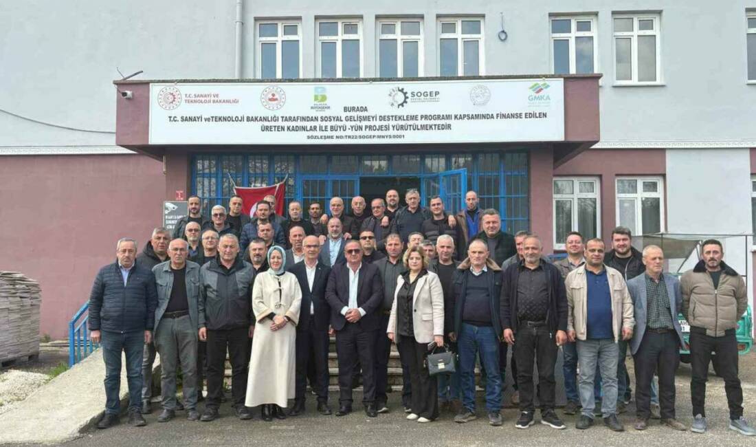 Balıkesir’in Manyas ilçesinde AK Parti İlçe Teşkilatı tarafından düzenlenen kahvaltılı