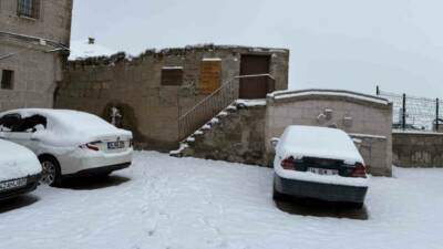 Hava sıcaklığının eksi 2’ye kadar düştüğü Aksaray’ın Güzelyurt ilçesi sabaha