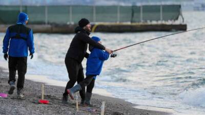 Aliağa Belediyesi’nin, amatör olta balıkçılığını tanıtmak, sürdürülebilir avcılık anlayışını yaygınlaştırmak