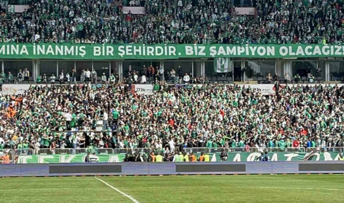 Eskişehir Prof. Dr. Fethi Heper Stadyumu’nda oynanan Ankara Demirspor-Bursaspor maçı