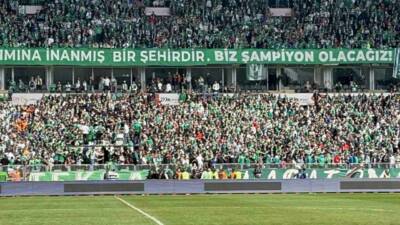Eskişehir Prof. Dr. Fethi Heper Stadyumu’nda oynanan Ankara Demirspor-Bursaspor maçı