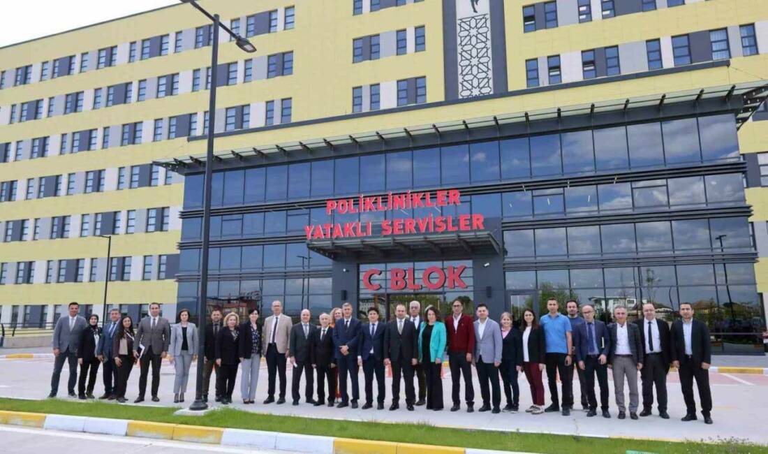Aydın Şehir Hastanesi’nde yakın zamanda hizmet vermesi beklenen polikliniklerde yürütülen