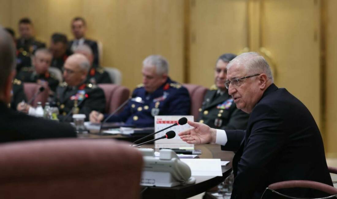 Milli Savunma Bakanı Yaşar Güler, Kara Kuvvetleri Komutanlığında gerçekleştirilen değerlendirme