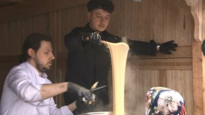 Başkentte düzenlenen Trabzon Günleri etkinliğinde, Şenol Güneş ve Tolga Zengin