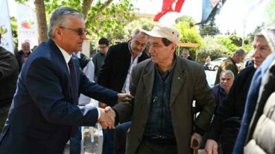 Kemer’in Beldibi Mahallesi’nde yaşayan vatandaşların 50 yıllık tapu hasreti sona