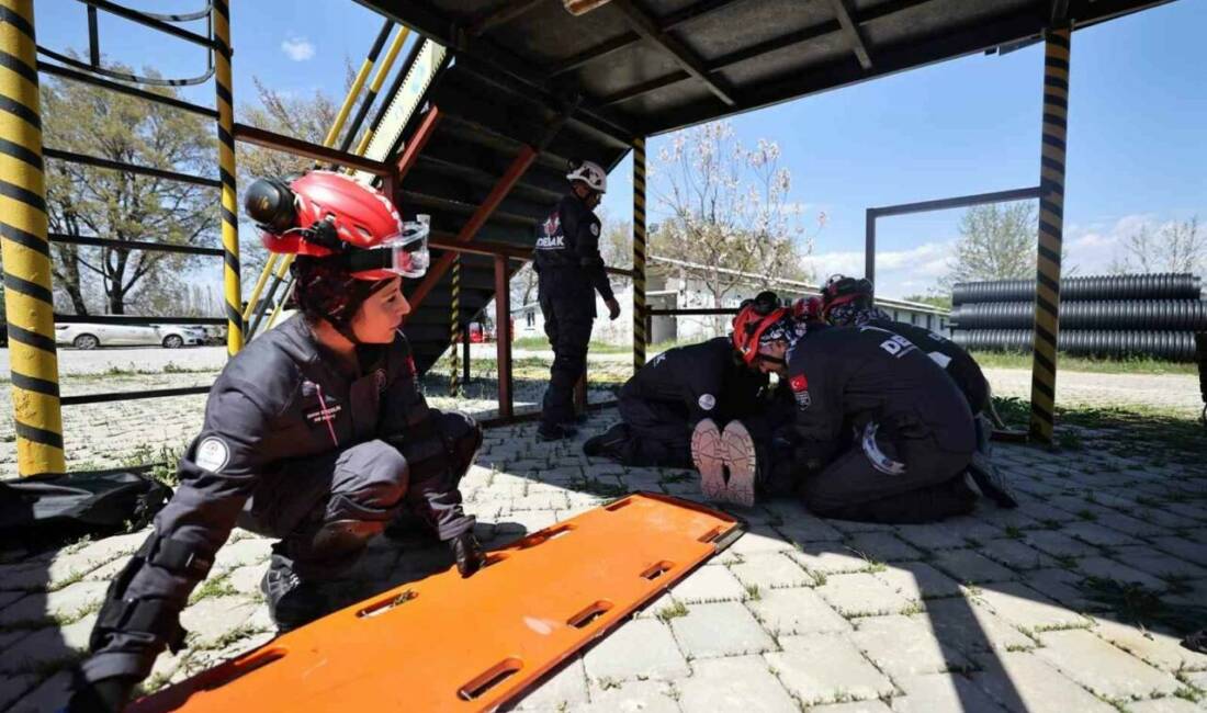 Denizli Büyükşehir Belediyesi, “Afetlere Dirençli Şehir” vizyonu kapsamında bünyesinde oluşturduğu