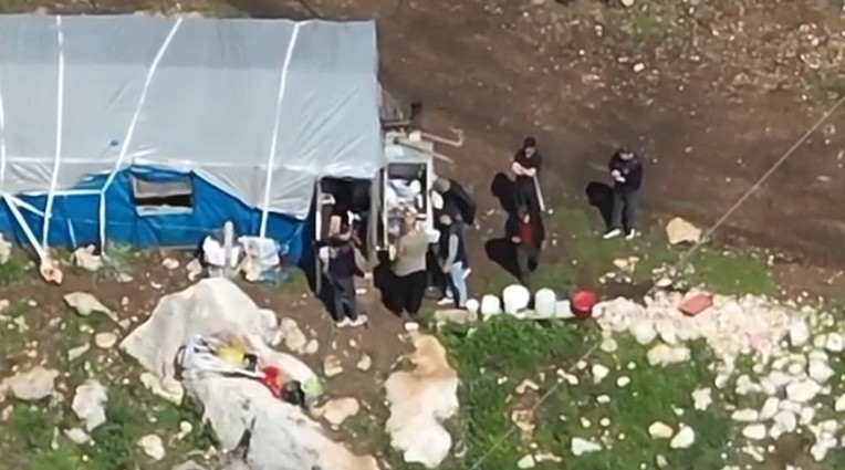 Mersin’de hakkında 9 yıl 1 ay kesinleşmiş hapis cezası bulunan