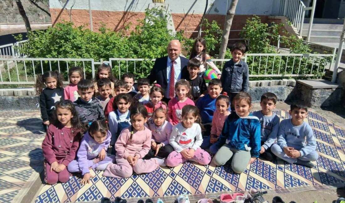 Diyarbakır’ın Çermik ilçe Milli Eğitim Müdürü Cevat baran, okullarda denetimlerde