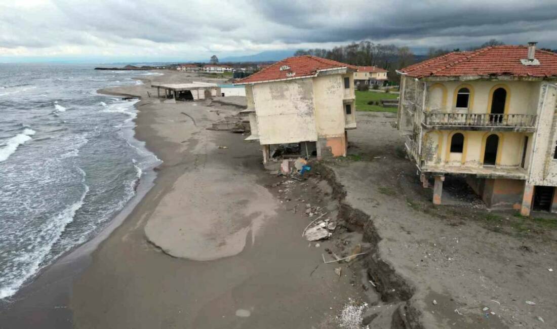 Sakarya’nın Karasu ilçesinin belirli bir sahil kısmında etkili olan kıyı