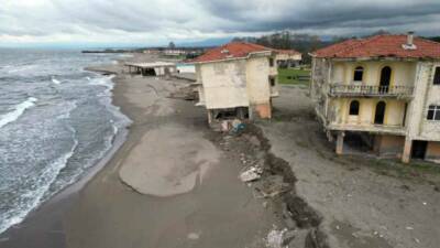 Sakarya’nın Karasu ilçesinin belirli bir sahil kısmında etkili olan kıyı