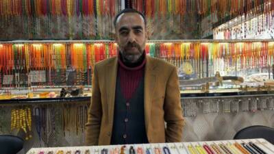 Diyarbakır’ın Çermik ilçesinde üretilen tespihler, Türkiye’nin 81 ilinin yanı sıra