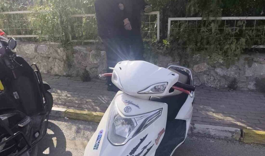 Aydın’ın Kuşadası ilçesinde polis ekiplerinin ’dur’ ihtarına uymayarak kaçan motosiklet