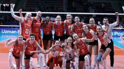 Eczacıbaşı Dynavit, Vodafone Sultanlar Ligi play-off 3-4 etabı ikinci maçında