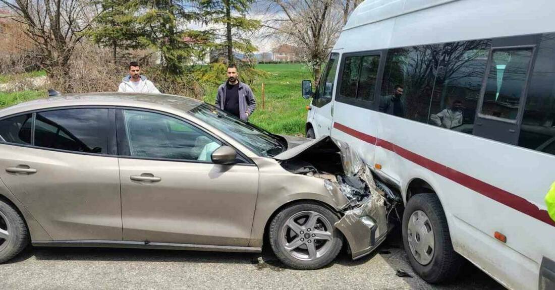 Elazığ’ın Kovancılar ilçesinde meydana gelen trafik kazasında 1 kişi yaralandı.