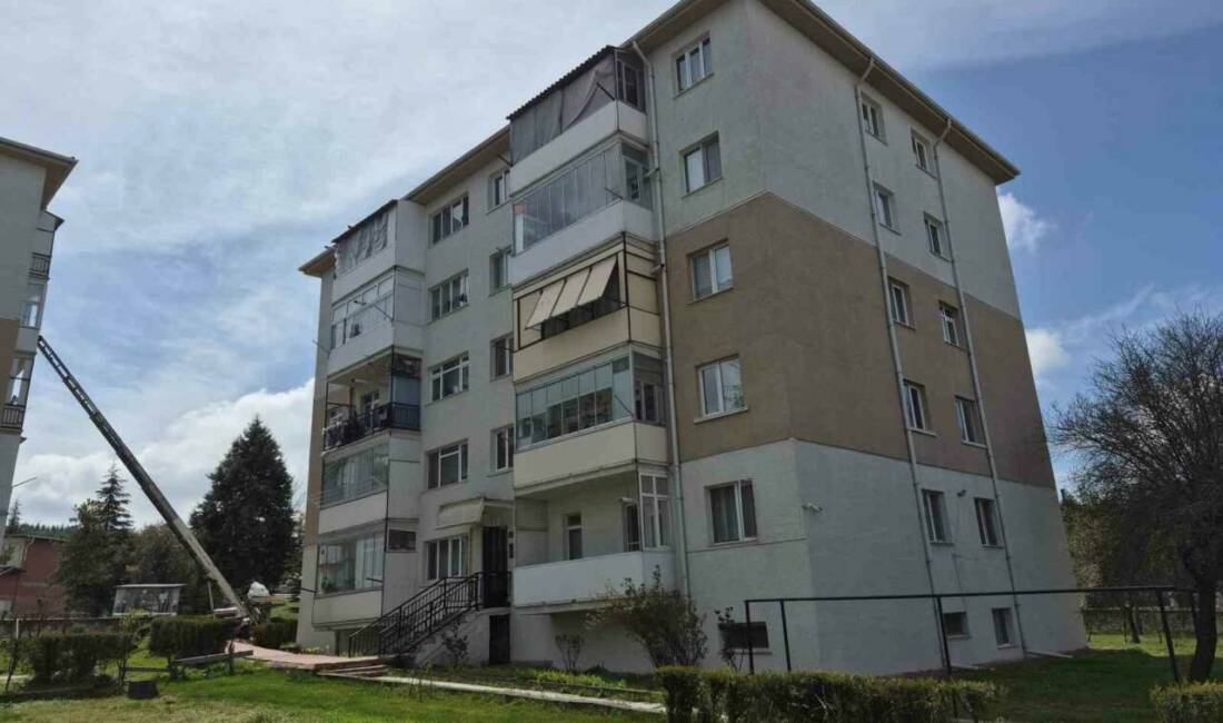 Eskişehir’de temizlik yaparken baş dönmesi sonucu ikameti içerisinde düşen kadına