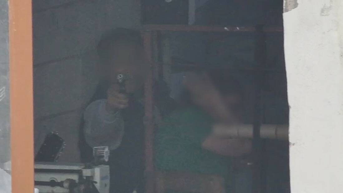 Gaziantep’te ‘teslim ol’ çağrılarına ateşle karşılık vererek 5 kişiyi rehin