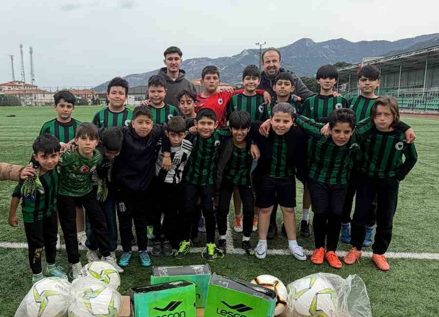 3. Lig ekiplerinden Bornova 1877 Sportif A.Ş. futbol kulübünün genç