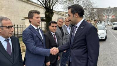 Batman’ın Gercüş Kaymakamlığına atanan Mehmet Zahid Uzun, göreve başladı. Gercüş