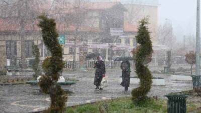 Elazığ’ın 4 bin yıllık tarihi Harput Mahallesi’nde etkisini artıran kar