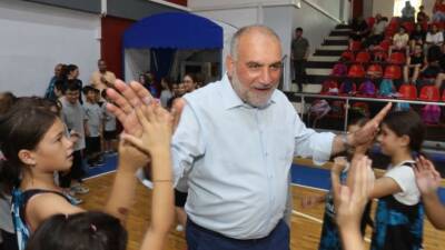 Samsun’un Canik Belediyesi, spora yönelik projelerine devam ederken, ücretsiz sporcu