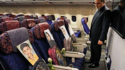 İran heyetini Pakistan’a götüren uçağa ABD’nin Minab kentindeki bir ilkokula