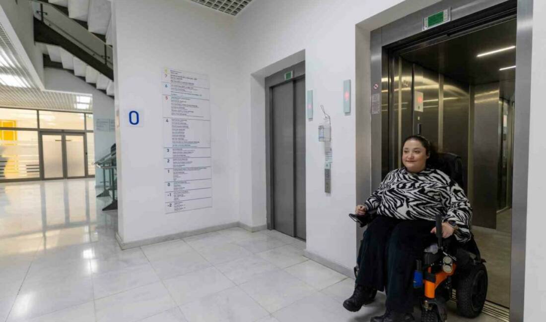 İzmir’in ve üyelerinin ticari hayatını geliştirecek projeler kazandırma misyonuyla faaliyetlerine