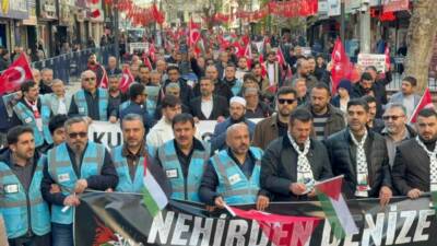 Karabük’te, İsrail’in Filistin’e yönelik saldırılarına tepki göstermek için sivil toplum