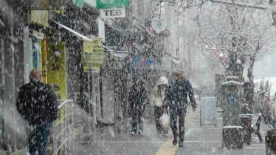 Kars’ta bahar beklenirken kış geri döndü. Öğleden sonra aniden bastıran