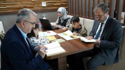 Karabük Üniversitesi’nde (KBÜ) 62’nci Kütüphane Haftası kapsamında “İyileştiren Kütüphaneler” temasıyla