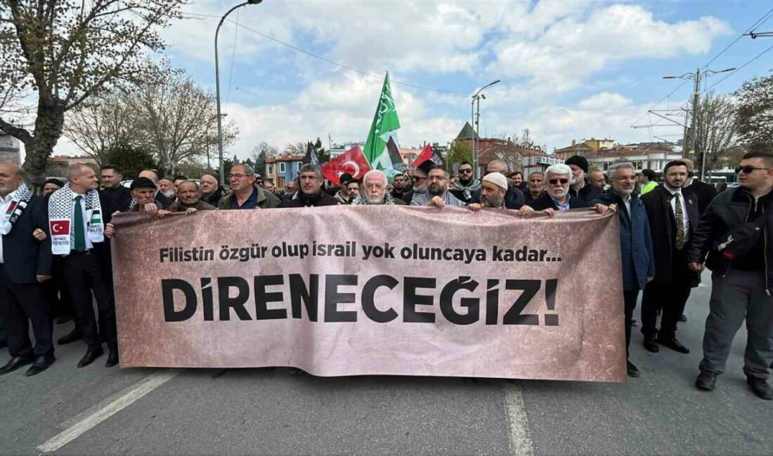 Konya’da Filistin halkına destek ve İsrail’i protesto etmek için yürüyüş