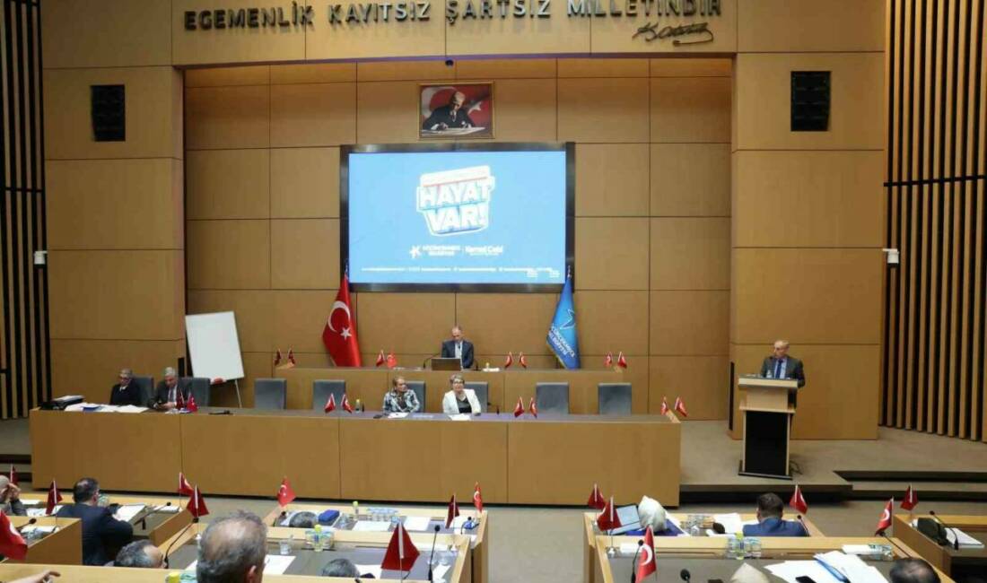 Küçükçekmece Belediyesi’nin 2025 yılı çalışmalarını kapsayan Faaliyet Raporu, Belediye Meclisi’nde