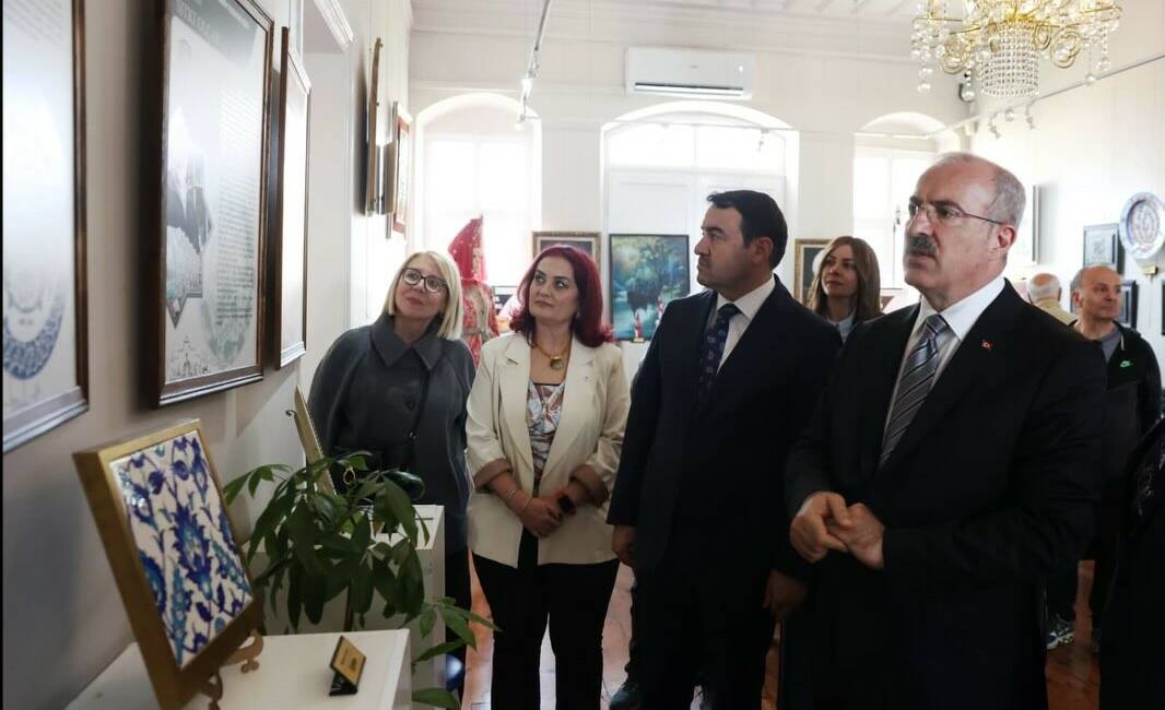 Kütahya Valisi Musa Işın’ın katılımıyla Çanakkale’de “Kütahya Sergisi”nin açılışı gerçekleştirildi.