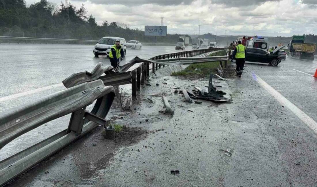Arnavutköy’de etkili olan şiddetli dolu yağışı sonrası Kuzey Marmara Otoyolu’nda