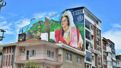 Manisa Büyükşehir Belediyesi, şehre estetik bir kimlik kazandırmak amacıyla başlattığı