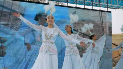 Niğde’de iki gün süren Nevruz Bayramı kutlamalarının ikinci günü, Kazak