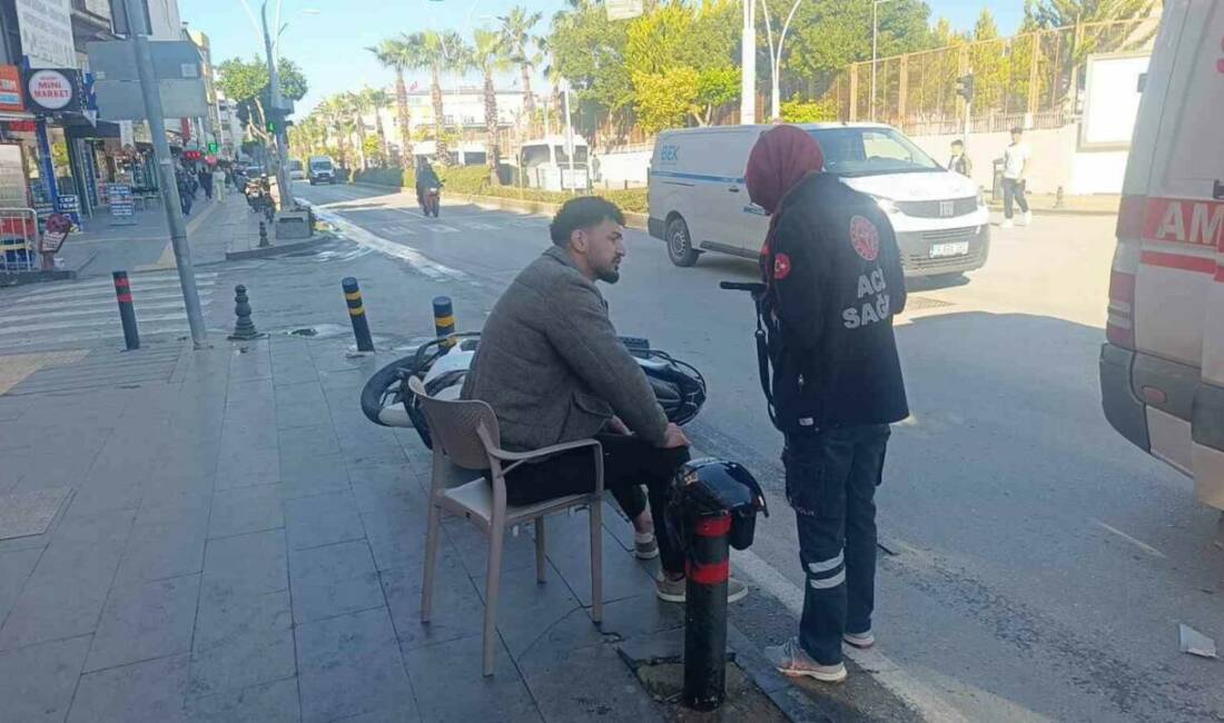 Antalya’nın Manavgat ilçesinde motosiklet ile otomobilin çarpışması sonucu motosiklet sürücüsü