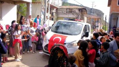 Karabük’ün Safranbolu ilçesinde, kavga ihbarı üzerine olay yerine giden polis