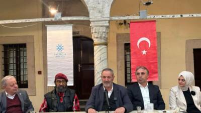 Tarihçi, şair, müzisyen ve hattat Prof. Dr. Şahin Uçar, “Kitabına