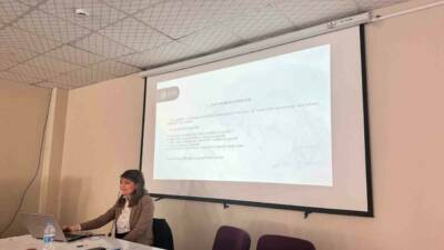 Tunceli’de kadınların ekonomik hayata katılımını artırmak amacıyla kooperatifçilik eğitimi verildi.