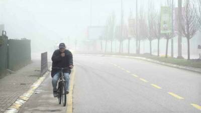 Sakarya’da etkili olan yoğun sis sebebiyle görüş mesafesi 10 metreye