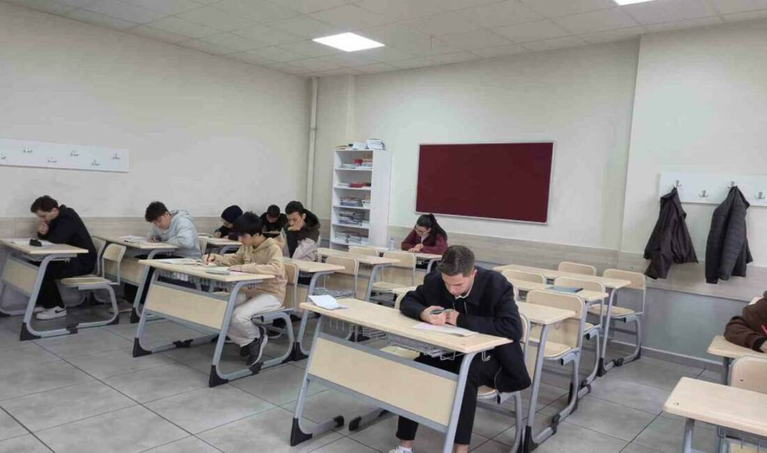 Sivas’ta, lise ve üniversite öğrencilerine yönelik umre ödüllü bilgi yarışması