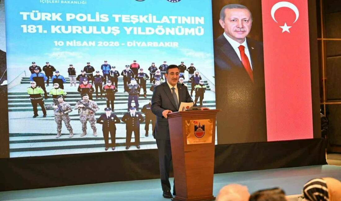 Cumhurbaşkanı Yardımcısı Cevdet Yılmaz Diyarbakır’da katıldığı Polis Teşkilatının 181’inci yıl